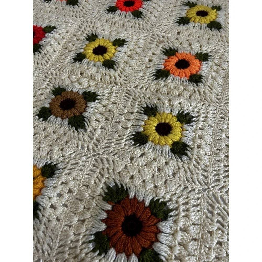 Vintage Handmade Crochet Granny Square Sunflower Blanket / Throw 76x83